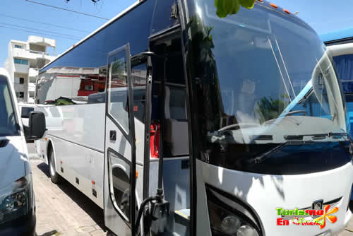 autobus3 Servicio De Transporte Para Viajes Turísticos y Excursiones En Autobús
