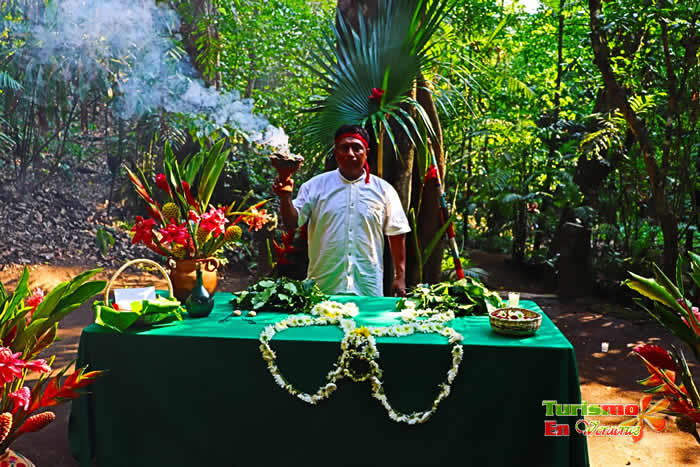 Brujos en la Reserva Ecológica de Nanciyaga en Catemaco, Veracruz Brujos en la Reserva Ecológica de Nanciyaga en Catemaco, Veracruz